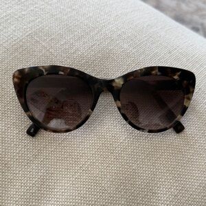 Stylish Tortoise Shell Warby Parker Sunglasses